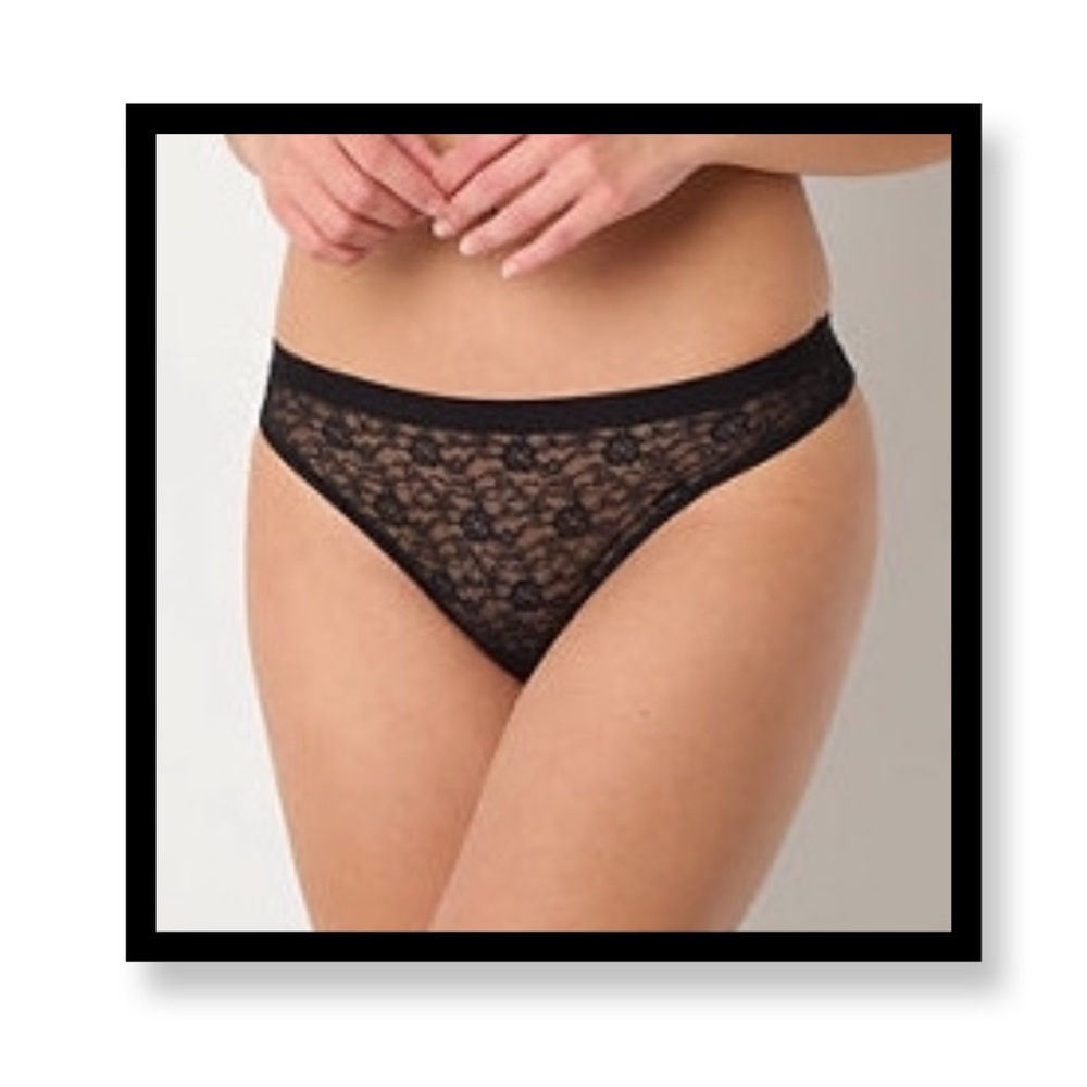 NWT-Arizona Body All Over Lace Thong Panty